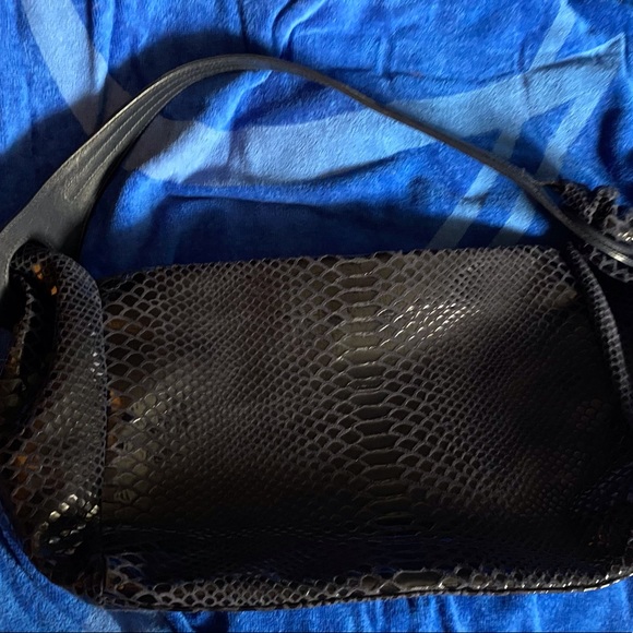 DUE FRATELLI  Black Patent Leather hobo shoulder bag - Picture 3 of 10